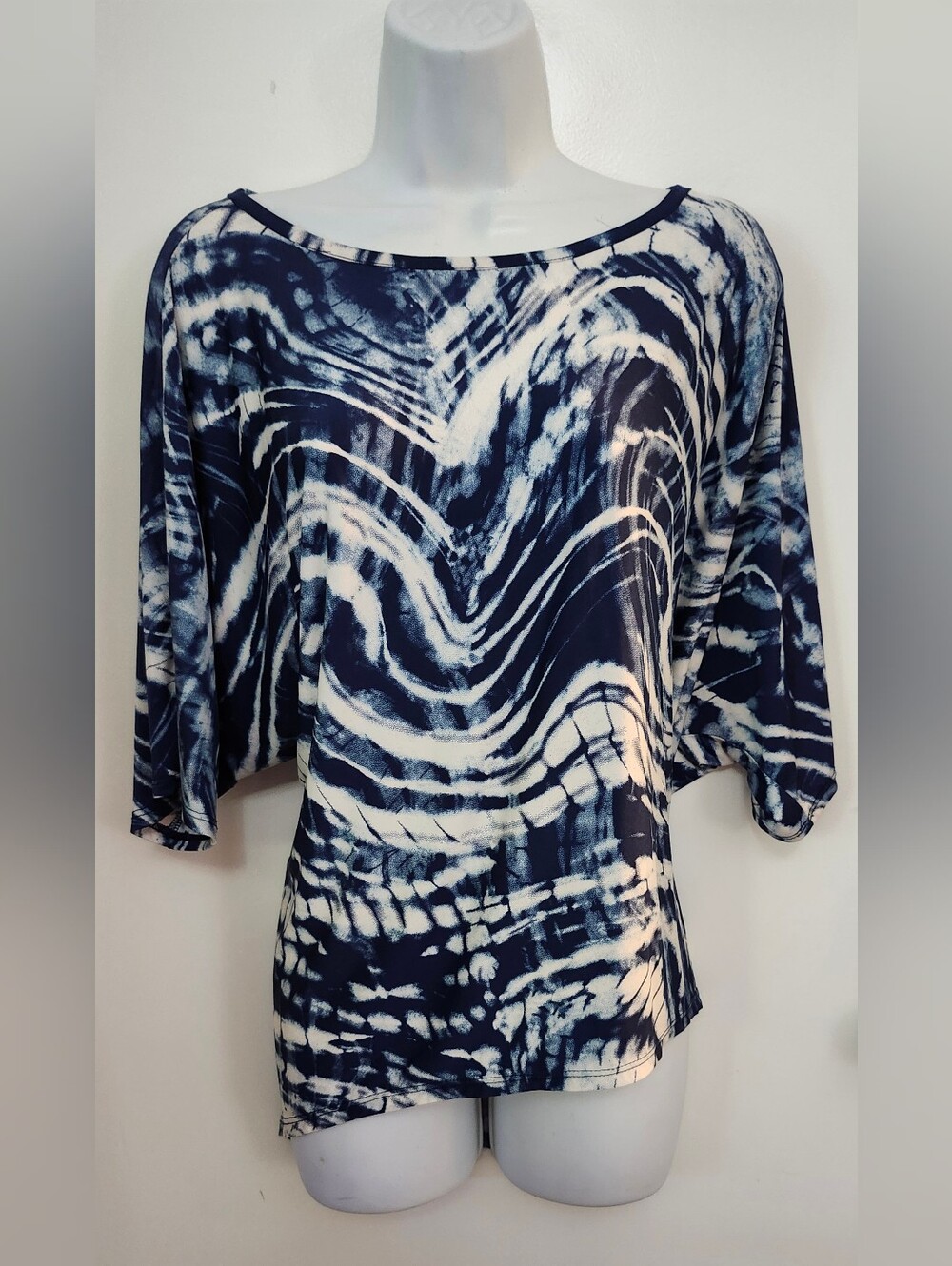 Women's Clara SunWoo Navy and White Tie-Dye Boatneck Top